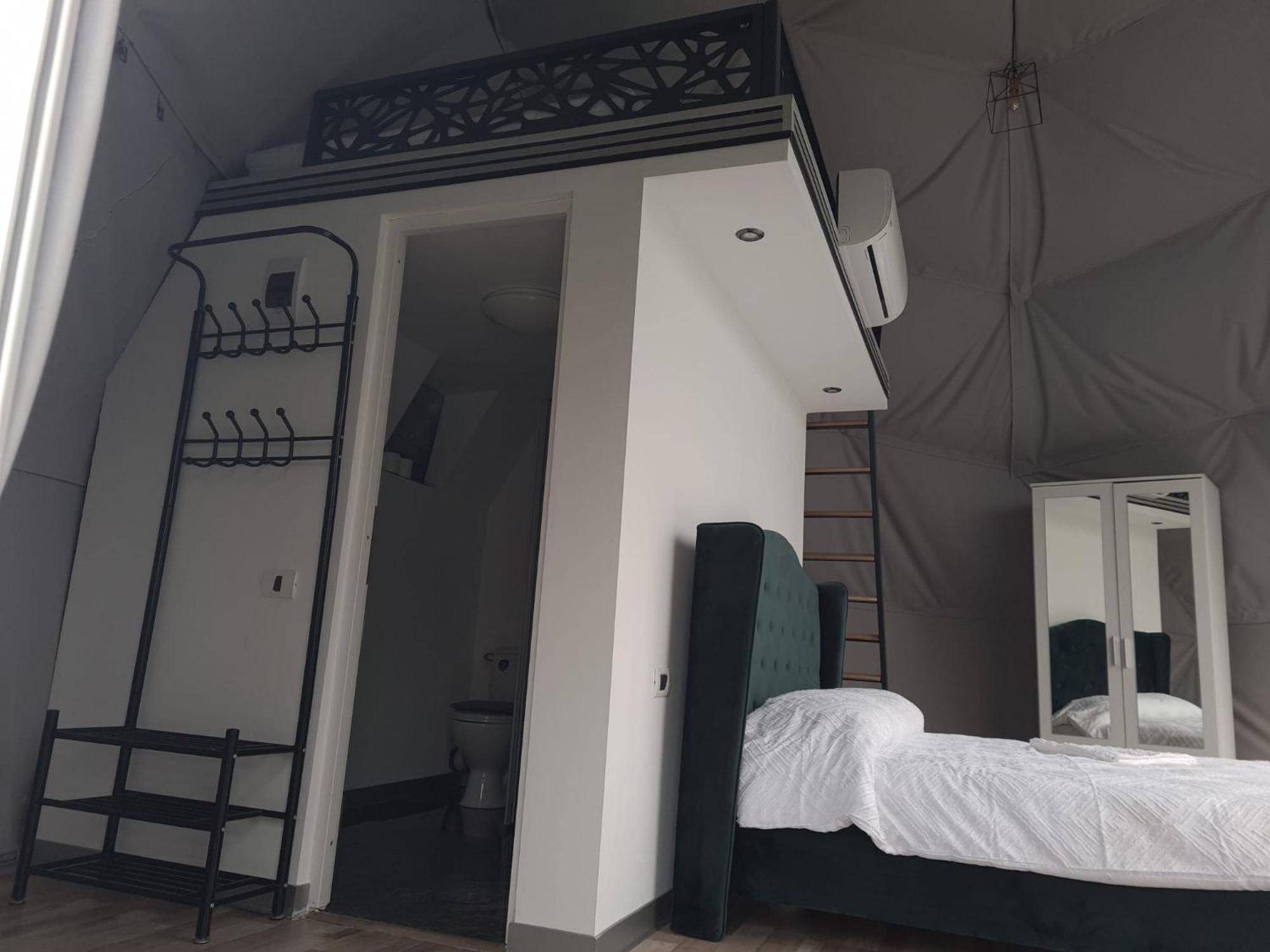 Sun Garden Glamping Domes Hotel คาลิมาเนช ภายนอก รูปภาพ